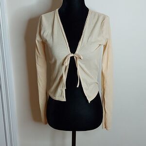 Pretty Little Thing light tie front cardi sz. 2
